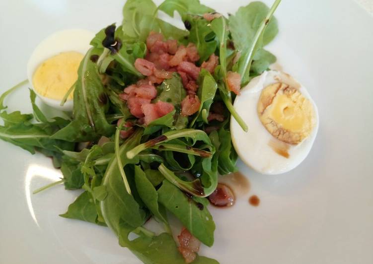 How to Make Perfect Rocket, egg and pancetta salad