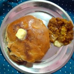 A picture of Pav bhajii.