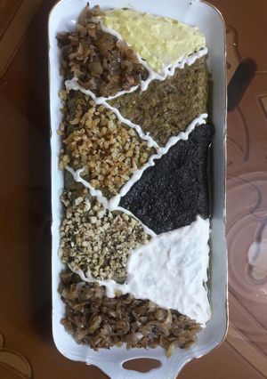 عکسی از دستور تزیین کشک بادمجون