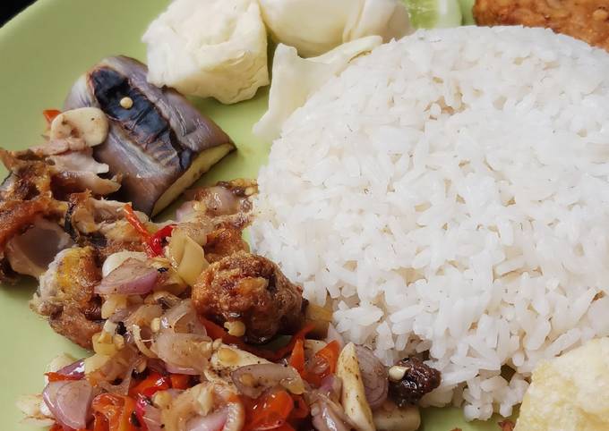 Ayam Geprek Sambal Matah