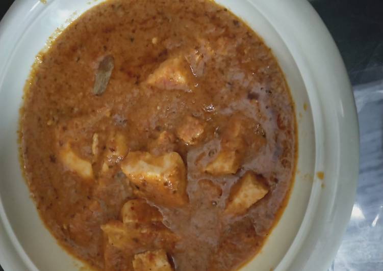 Simple Way to Prepare Homemade Shahi paneer