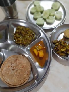 ककोड़ा की भुजिया। रेसिपी मुख्य फोटो