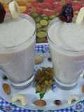 Dry Fruit Banana Smoothie