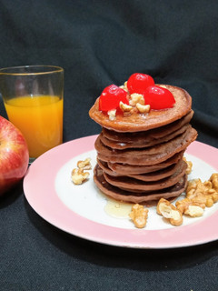 Una foto de Hot cake de avena y kéfir de leche, sin huevo, sin azúcar