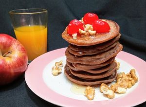 Una foto de Hot cake de avena y kéfir de leche, sin huevo, sin azúcar