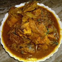 A picture of Chicken do pyaza.