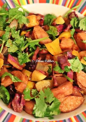 Foto de Salteado de salsichas com legumes