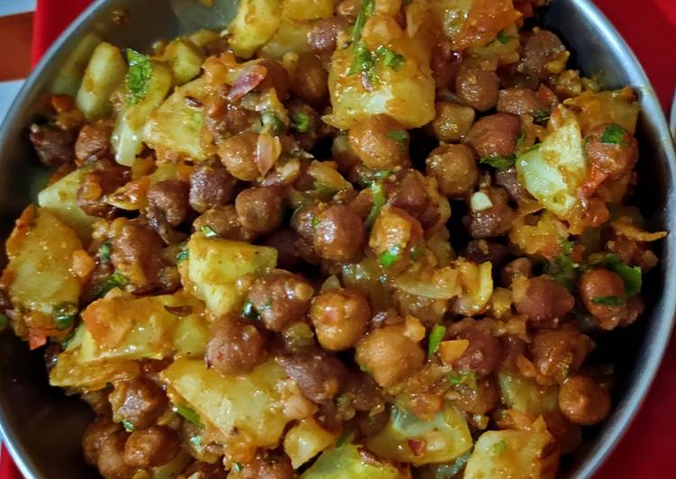 Recipe of Super Quick Homemade Aaloo chana chat