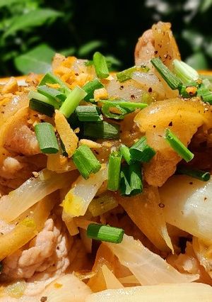 Hình của món Bê thui xào hành tây.