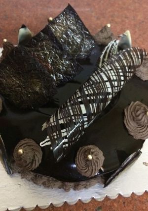 A picture of Chocolate truffle cake.