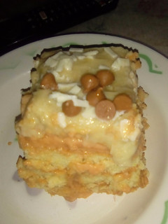 Una foto de Postre de dulce de leche y crema pastelera