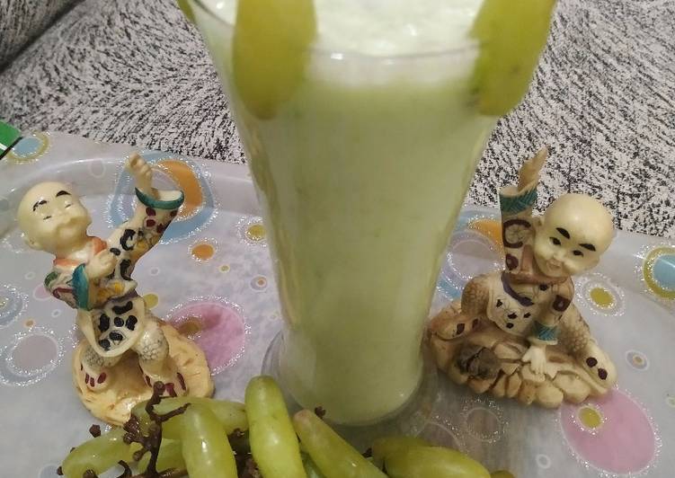 Grapes smoothie