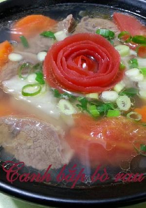 Hình của món Canh Bắp Bò Hầm Rau Củ.