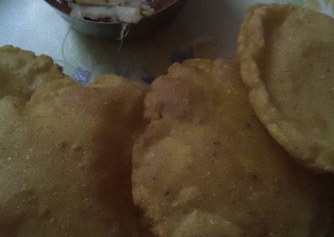 Make ki masala puri with Rajma