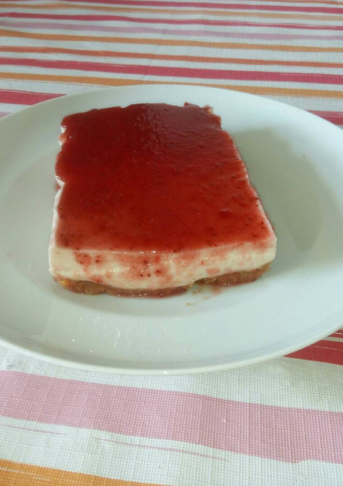 Una foto de Tarta yogur de fresa