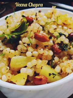 साबूदाना खिचड़ी (sabudana khichdi recipe in Hindi) रेसिपी मुख्य फोटो