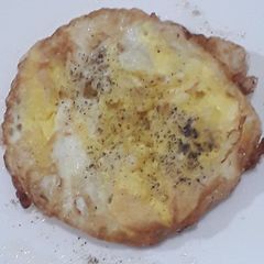 A picture of Nimlish or deep fried omlette.
