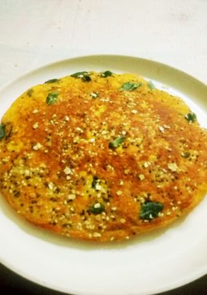 A picture of Handvo.