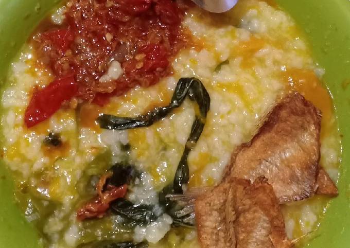 Resep Bubur Manado (Daun Gedi) yang Lezat Sekali