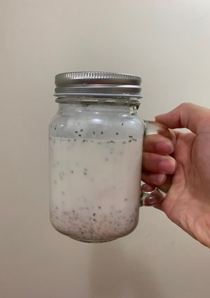 A picture of Overnight Oats.