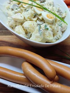 Una foto de Kartoffelsalat - Ensalada de patata
