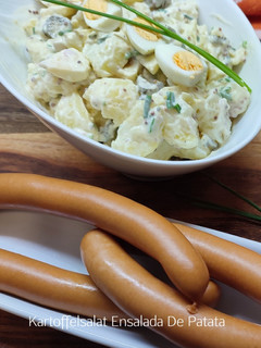 Una foto de Kartoffelsalat - Ensalada de patata