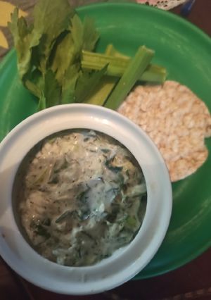 Una foto de Salsa de Pepino y Yogurt: Tipo Tzatziki