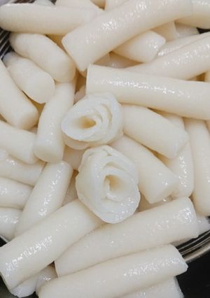 Hình của món Bánh gạo có sử dụng bún.