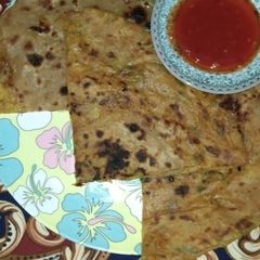 A picture of Aloo ka paratha.