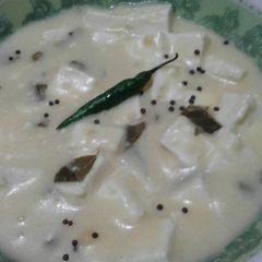 A picture of Paneer kadhi.