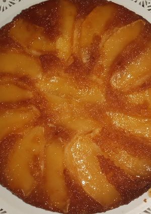 Una foto de Torta de manzana invertida