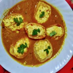 A picture of Potato eggs.