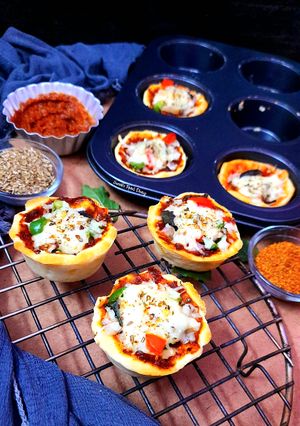 A picture of Pizza Cups.