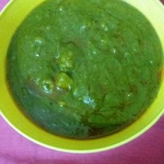 A picture of Palak aloo.