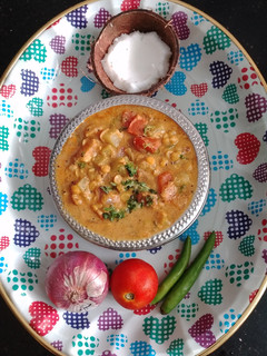 * சௌசௌ பருப்பு கூட்டு *(chow chow paruppu koottu recipe in tamil) செய்முறை முக்கிய புகைப்படம்
