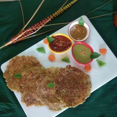 A picture of Moong Dal Veggie Uttapam.
