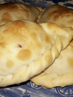 Una foto de Empanadas de jamón y queso