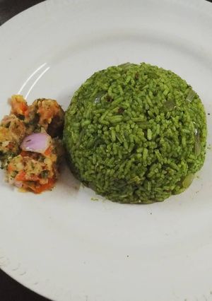 A picture of Healthy palak khichdi.