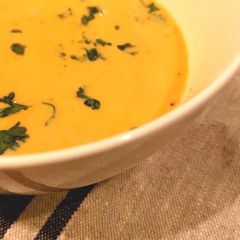 A picture of Fridge-Clearing Shrimp Bisque 🦐.