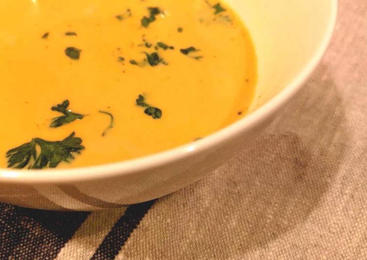 Steps to Make Perfect Fridge-Clearing Shrimp Bisque