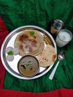 ગુજરાતી ભાળું(Gujarati Bhanu recipe in Gujarati) રેસીપી મુખ્ય ફોટો
