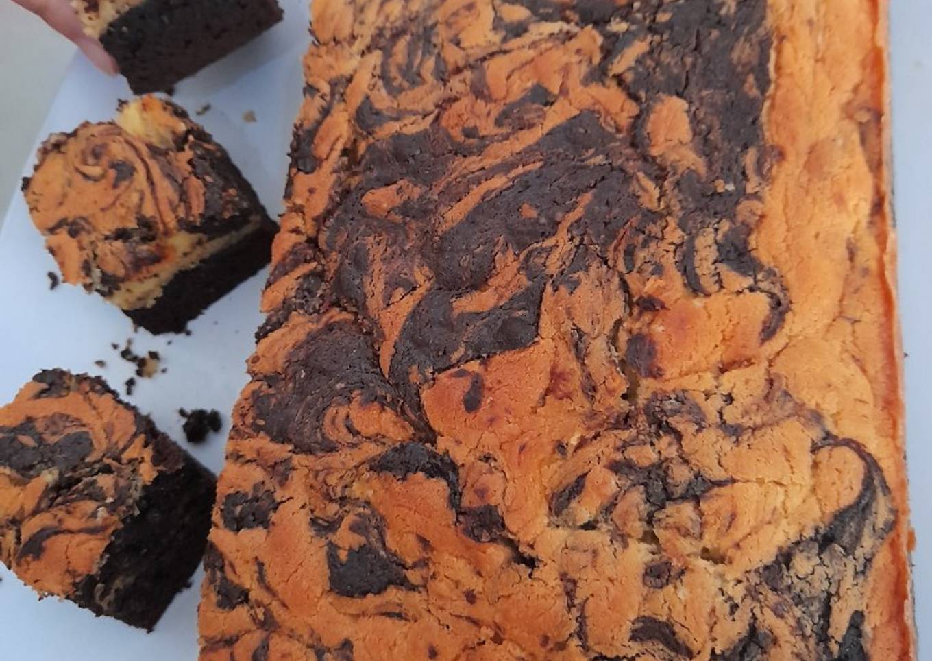 Cream cheese marble brownies