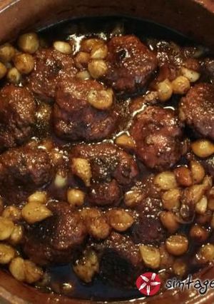 A picture of Burgers stifado.