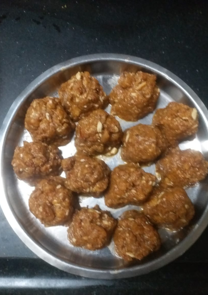 અડદિયો (adadiya recipe in Gujarati) રેસીપી મુખ્ય ફોટો
