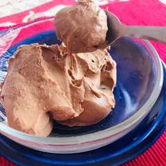 Una foto de Postre Helado de Chocolate 🍫 Apto Keto!!! 😃😃