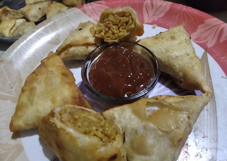 ચાઈનીઝ સમોસા (Chinese Samosa Recipe In Gujarati)