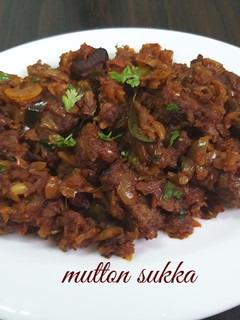 மட்டன் சுக்கா (Mutton sukka recipe in tamil) செய்முறை முக்கிய புகைப்படம்