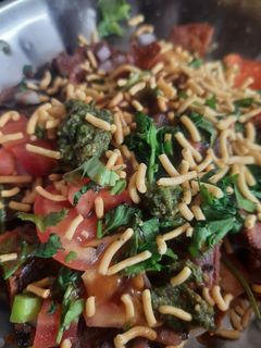 रोटी भेल (Roti Bhel recipe in Hindi) रेसिपी मुख्य फोटो