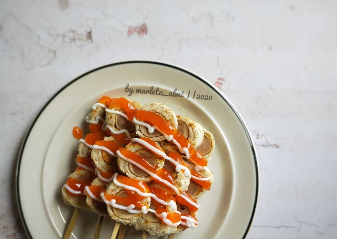 Sarosis panggang (sate roti sosis)
