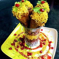 A picture of Stuffed roti cone.